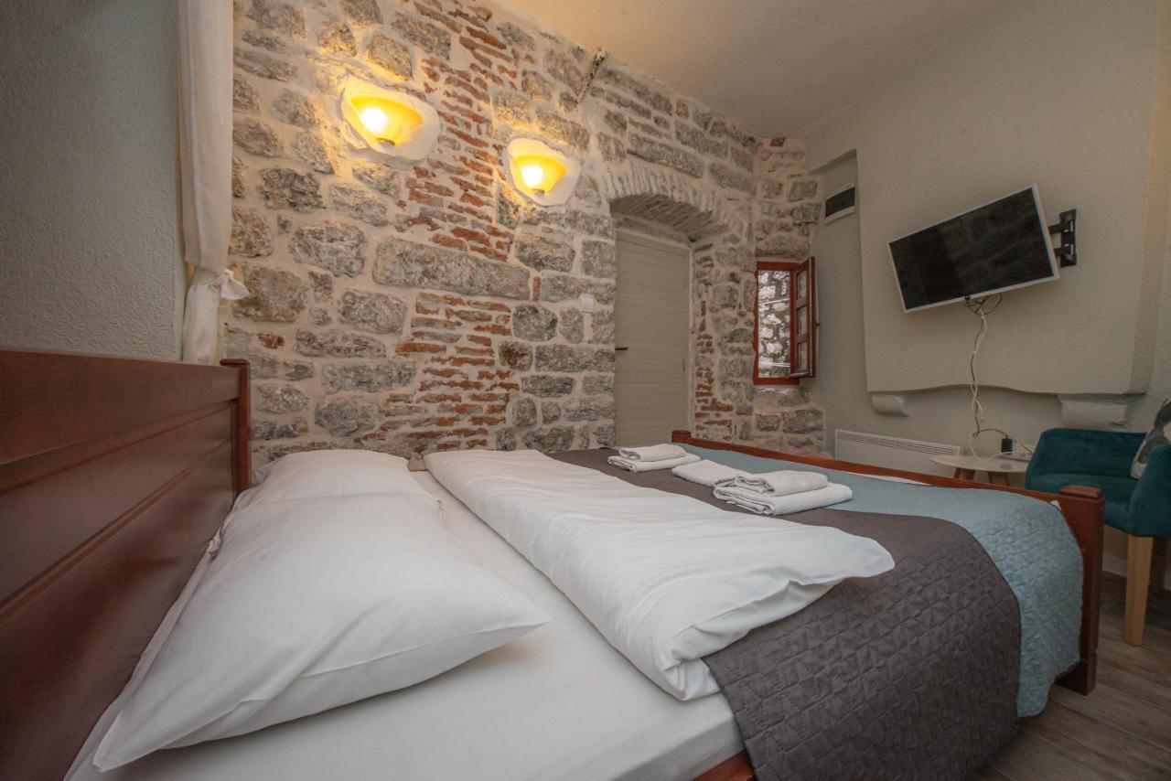 Antika Guesthouse Котор Экстерьер фото