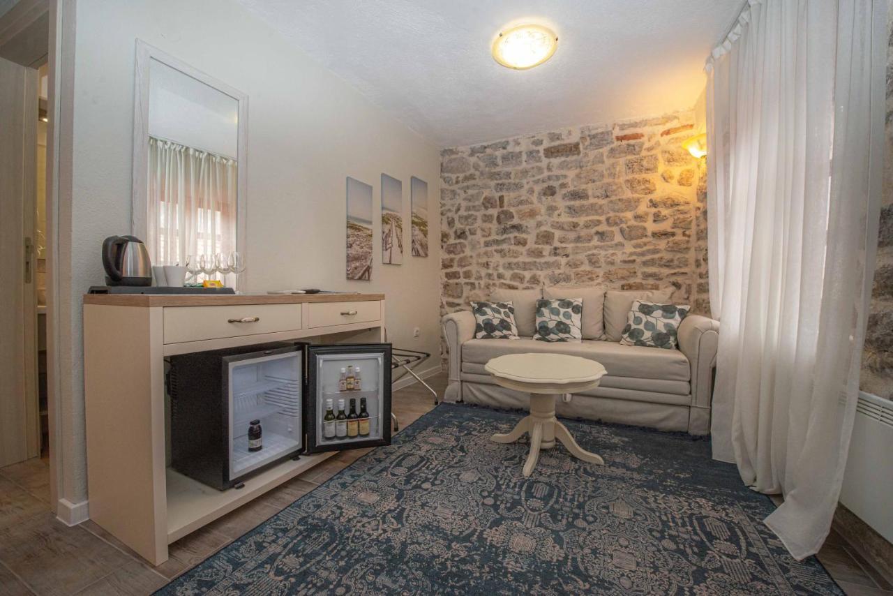 Antika Guesthouse Котор Экстерьер фото