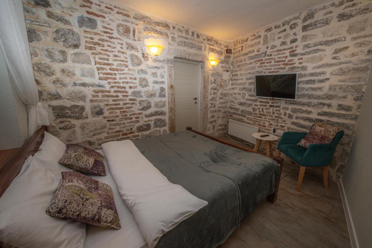 Antika Guesthouse Котор Экстерьер фото
